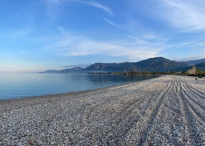 Koulouras Holiday Apartments Nikolaíika foto