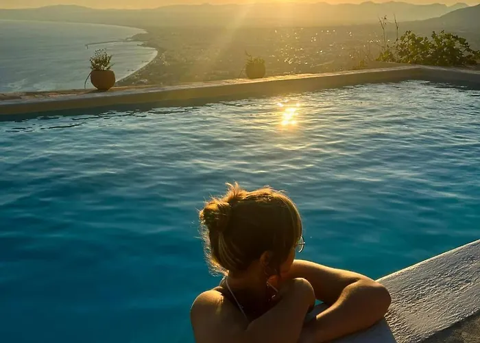 维尔加卡拉马塔The Nest别墅照片