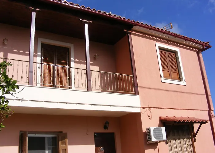 صورة Blue And Green Guesthouse ميستراس