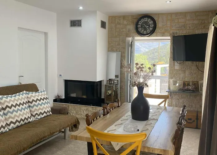 Фото Вилла M&C House Kalianoi