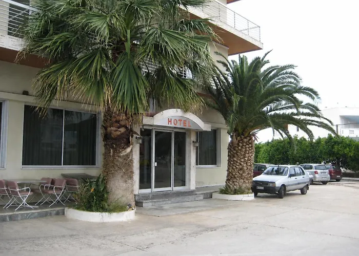 Фото Hotel Alexandros Лоутраки