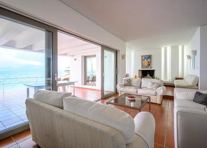 foto di Horizon House - Beachfront Escape Nerántza