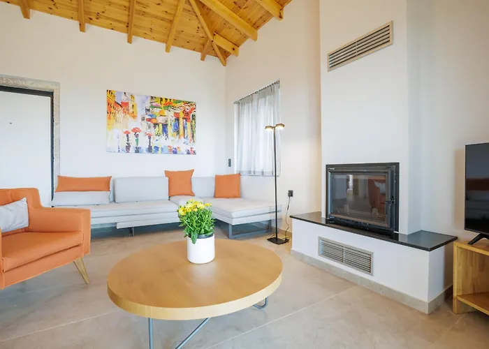 Petra & Thea Chrani Villas képek