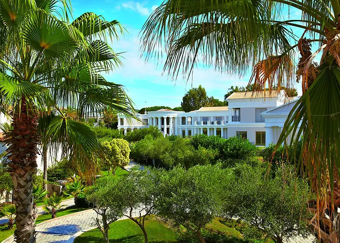 Grecotel Luxme Palms At Riviera Olympia & Aqua Park Kastro-Kyllini képek